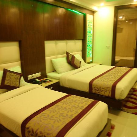 Hotel Station View Opposite New Delhi Railway Экстерьер фото