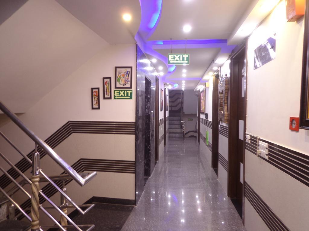 Hotel Station View Opposite New Delhi Railway Экстерьер фото